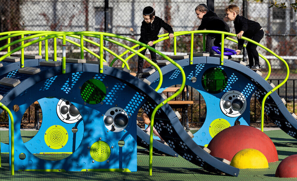kelly-park---brooklyn-ny_54137363827_o