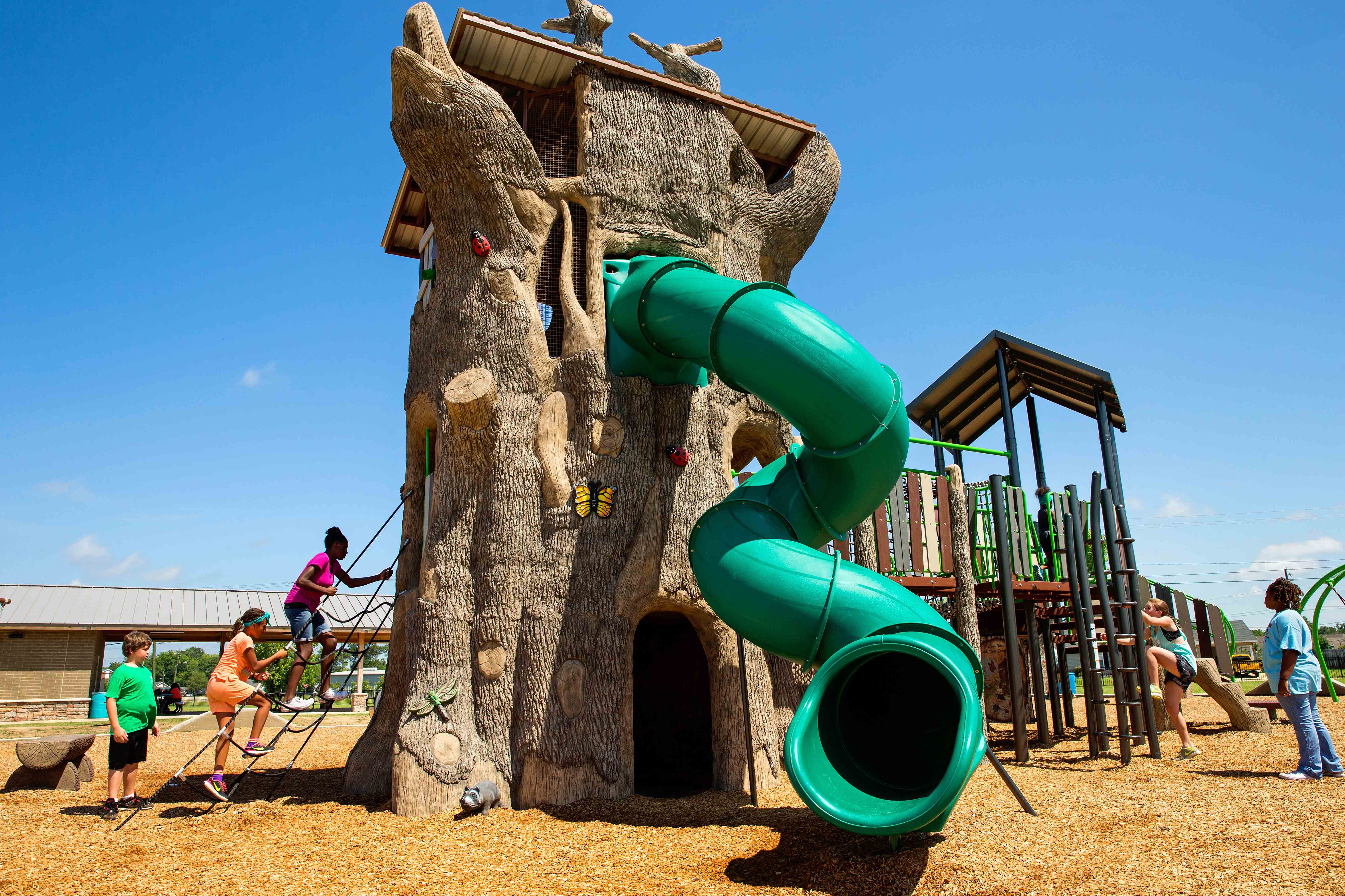 How to Choose a Playground Theme Everyone Will Love