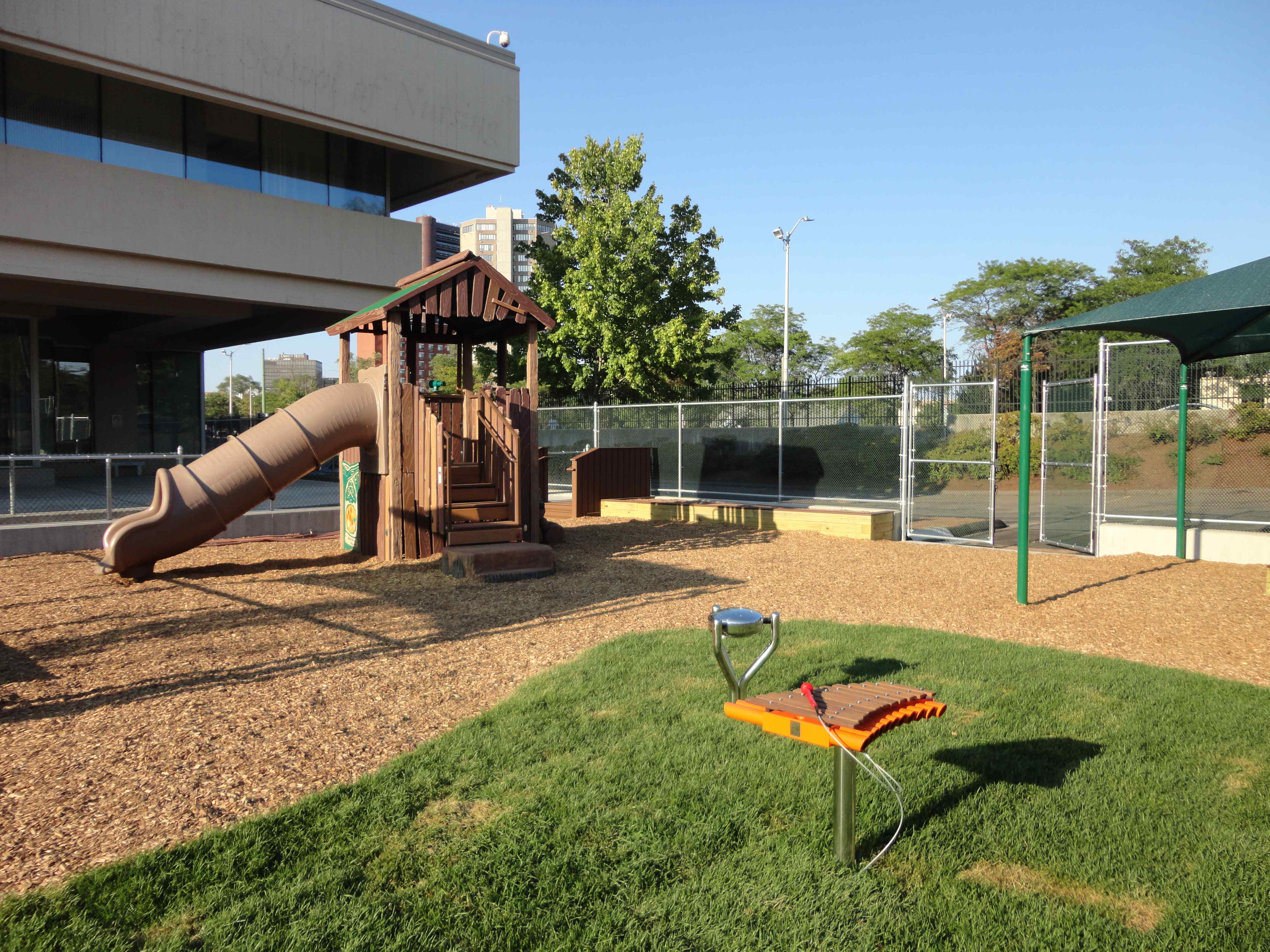 phyllis-bodel-daycare-playground---new-haven-ct_18128629321_o