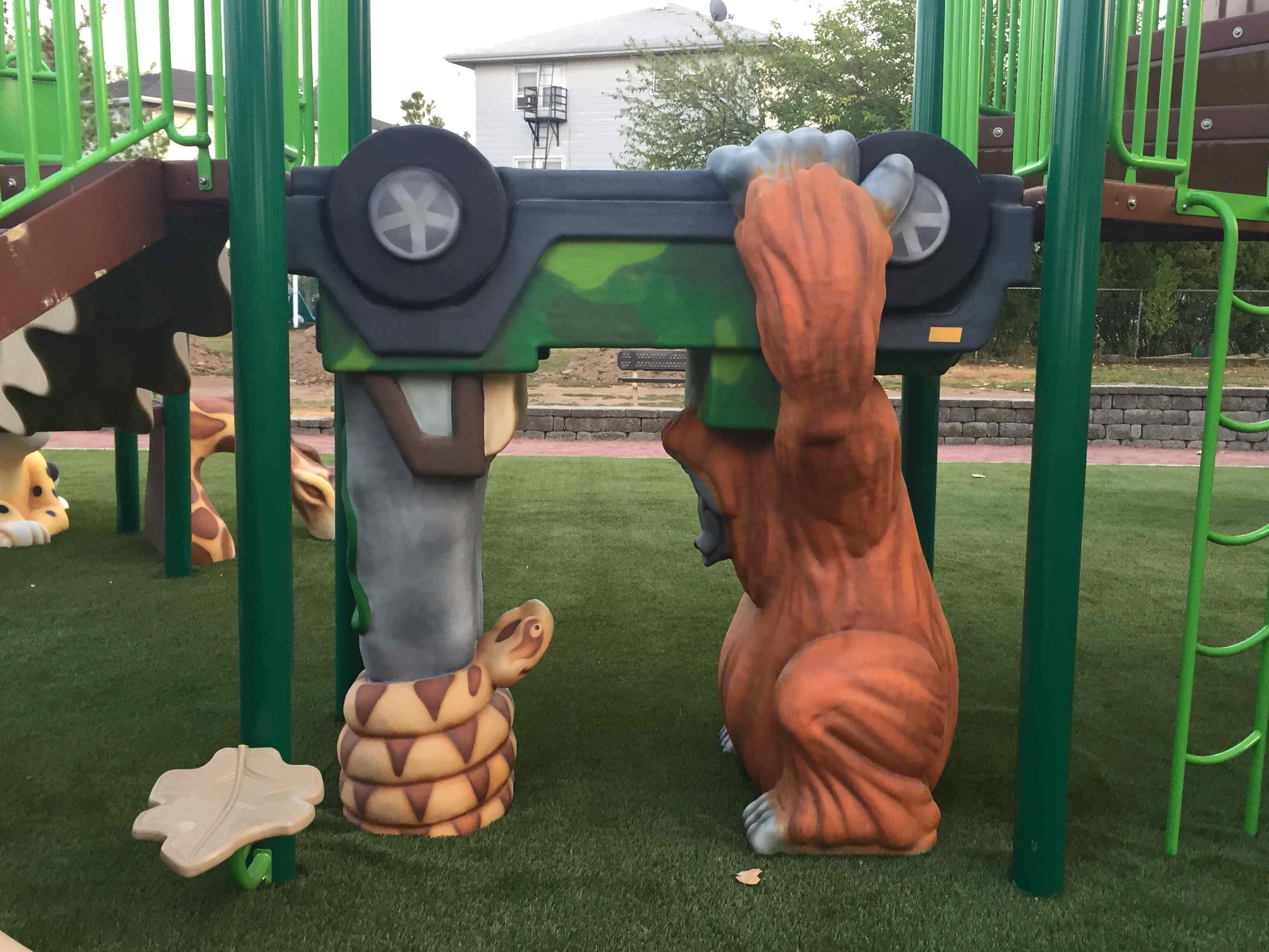 secaucus-zoo-playground---secaucus-nj_21064734768_o