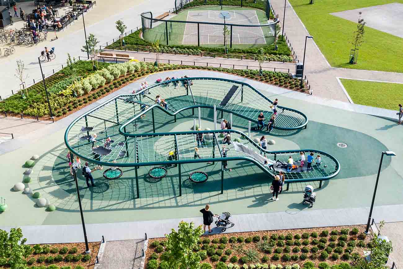 rope race playground rope race playground