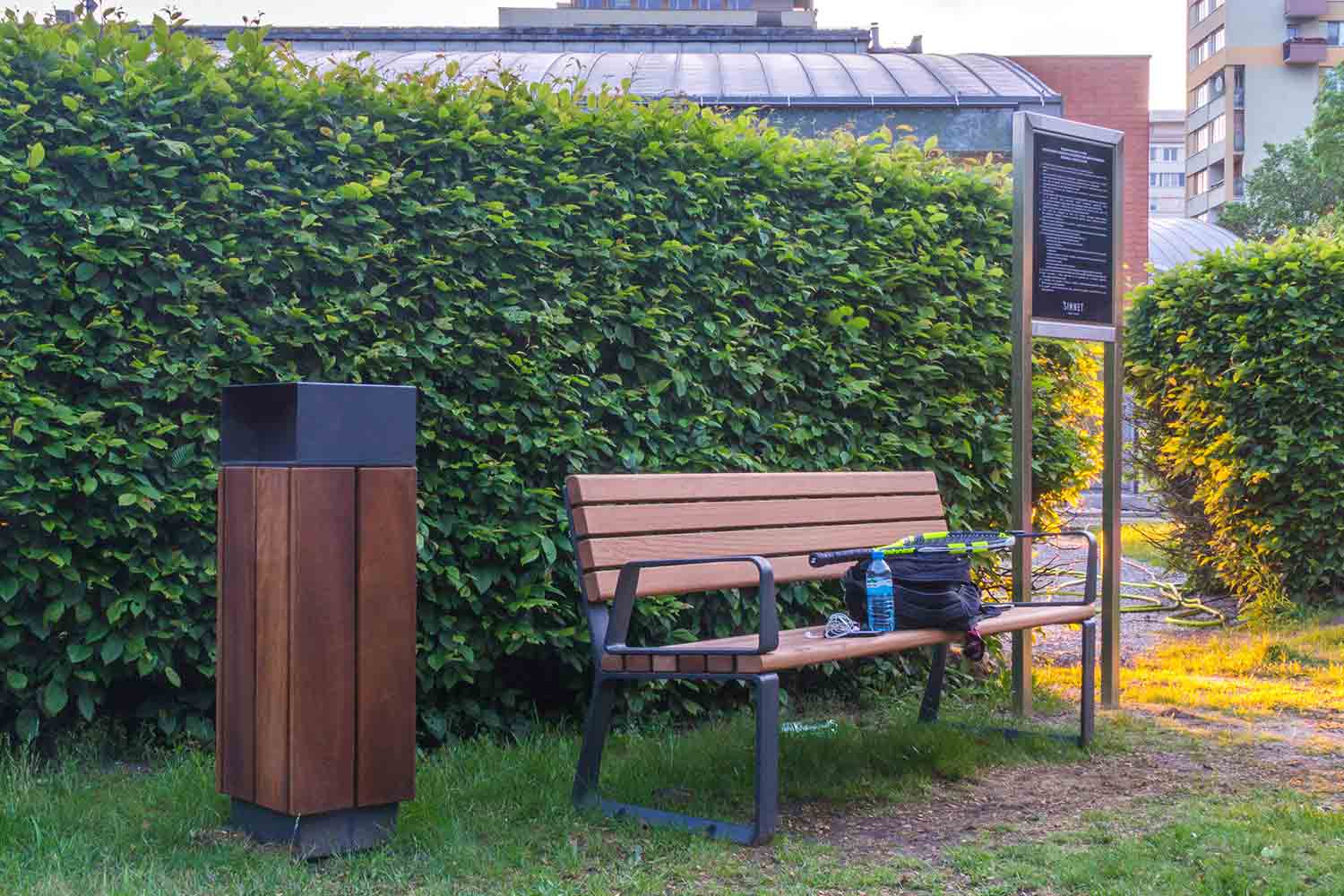 chic park receptacle and bench